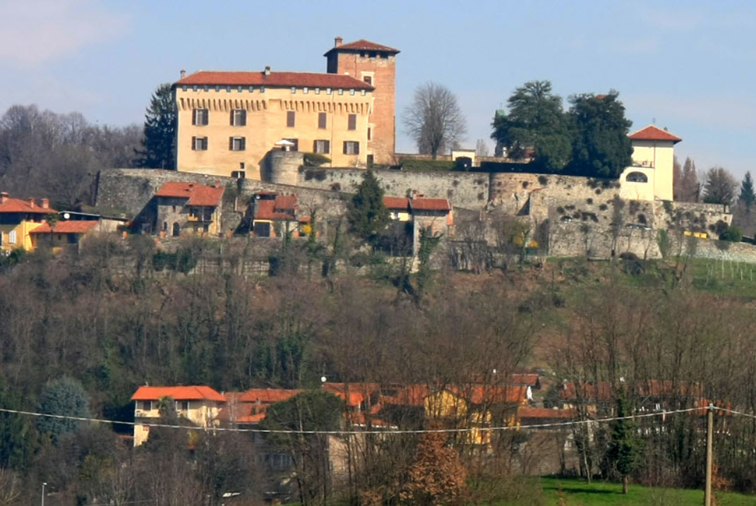 Castello di Roppolo, Italy